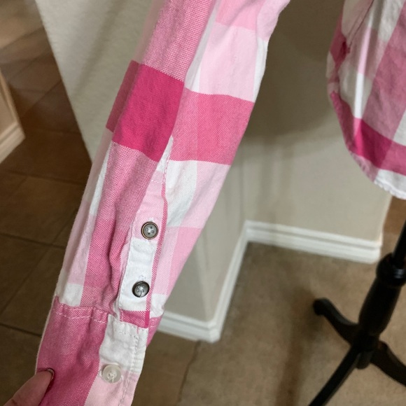 American Eagle Outfitters Pink/white plaid shirt - Picture 7 of 13